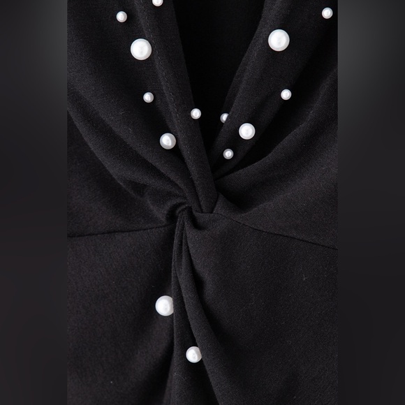 Black Pearls Embellished Twist Back Tee - Picture 11 of 13